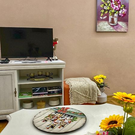 Apartman Diana Sremska Mitrovica Eksteriør billede