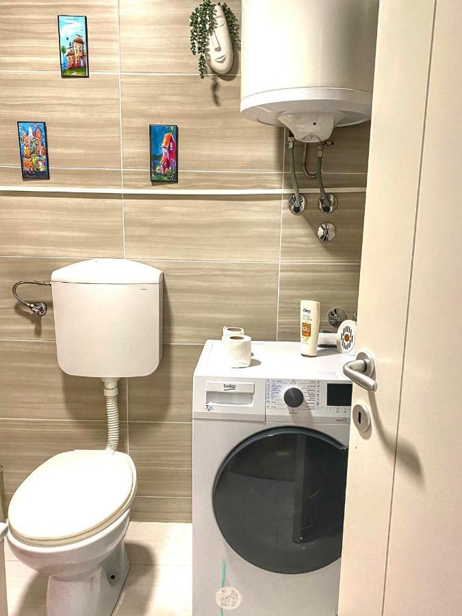 Apartman Diana Sremska Mitrovica Eksteriør billede