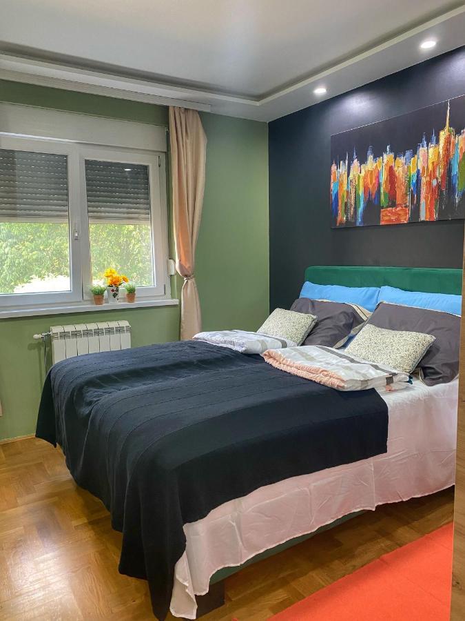 Apartman Diana Sremska Mitrovica Eksteriør billede