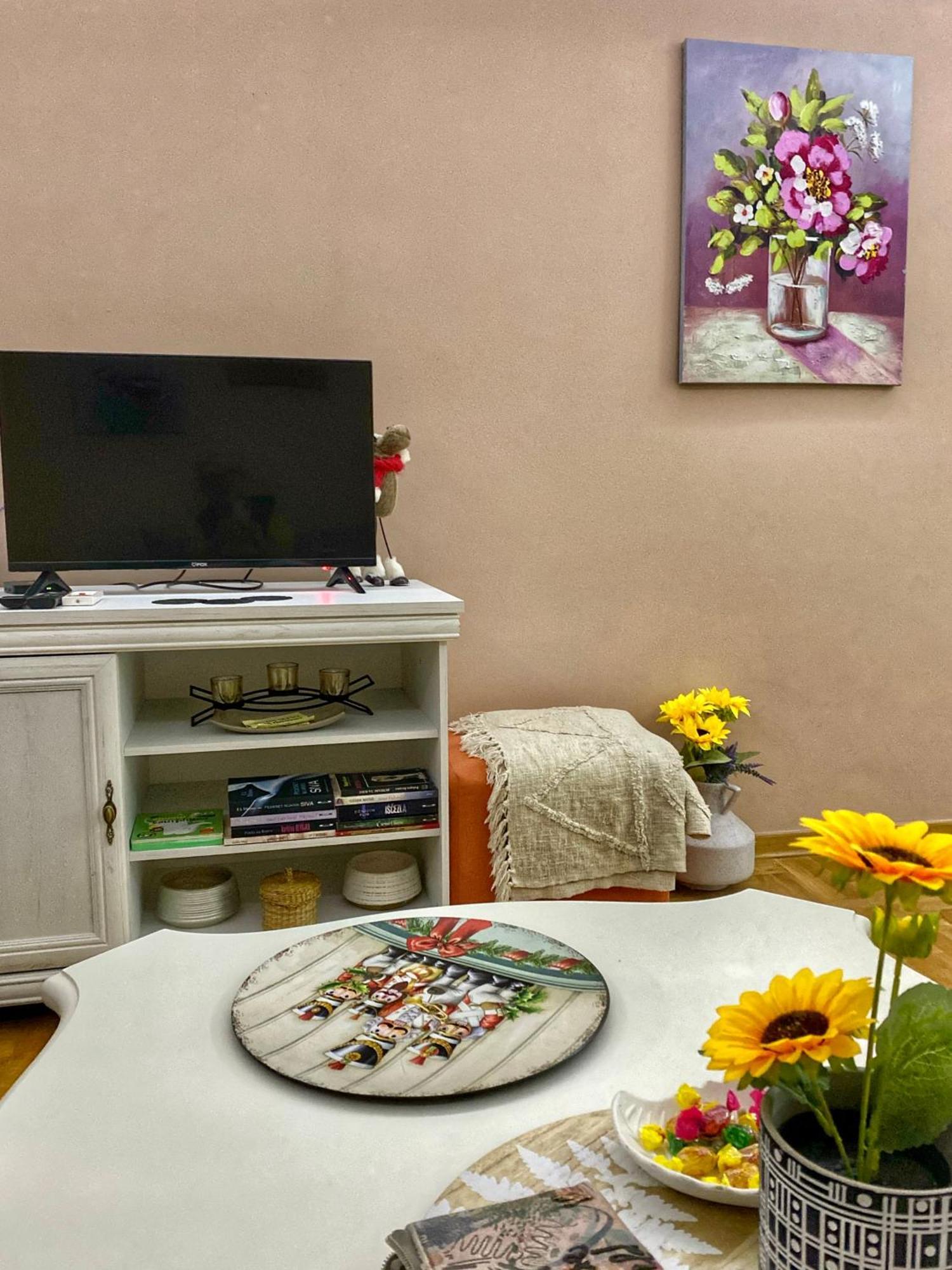 Apartman Diana Sremska Mitrovica Eksteriør billede