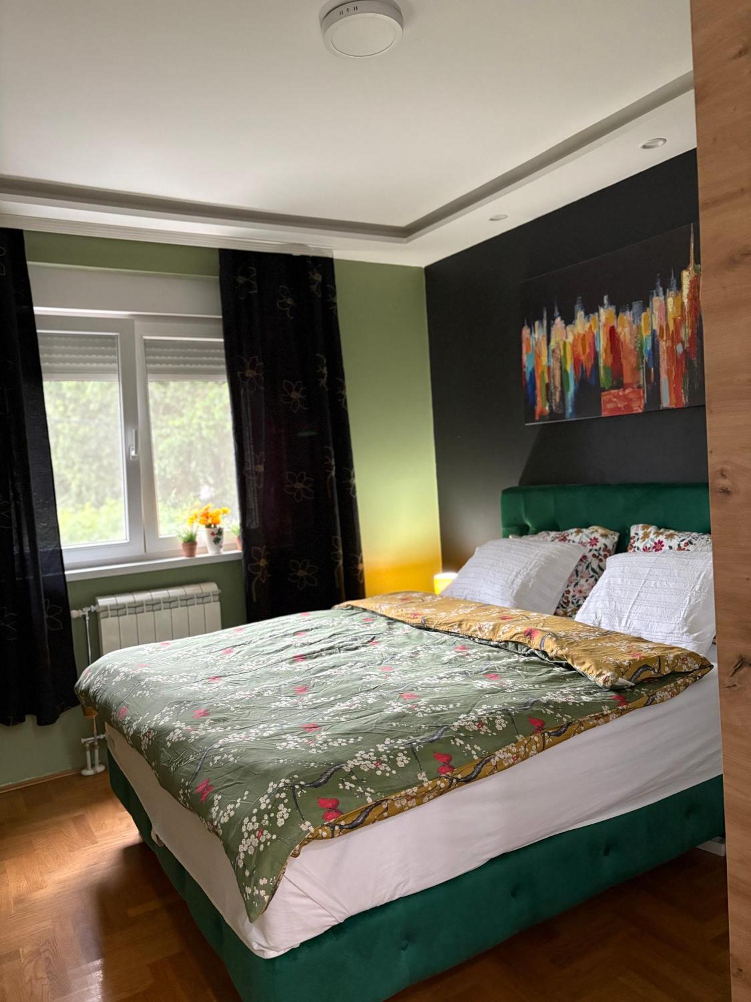 Apartman Diana Sremska Mitrovica Eksteriør billede